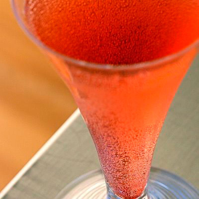 коктейль кир-рояль