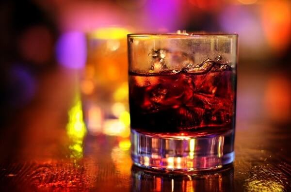 фото коктейль виски кола