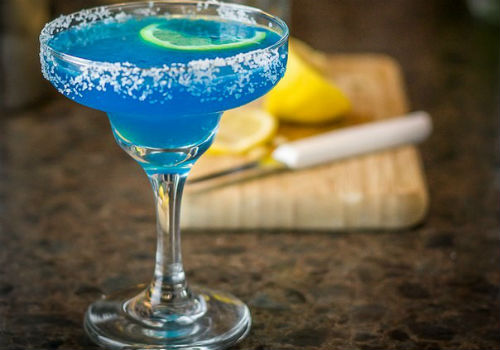 голубой напиток