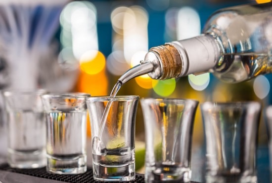 розлив водки