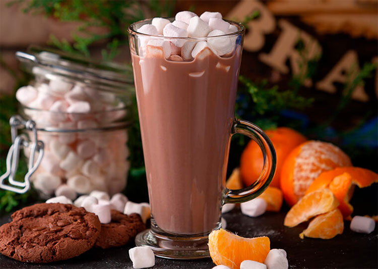 Коктейль зимний с зефиром