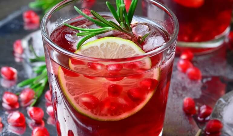 коктейль тинторетто с долькой лимона